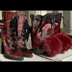 Toronto Designer Jennifer Le set includes the shoulder bag and boots!